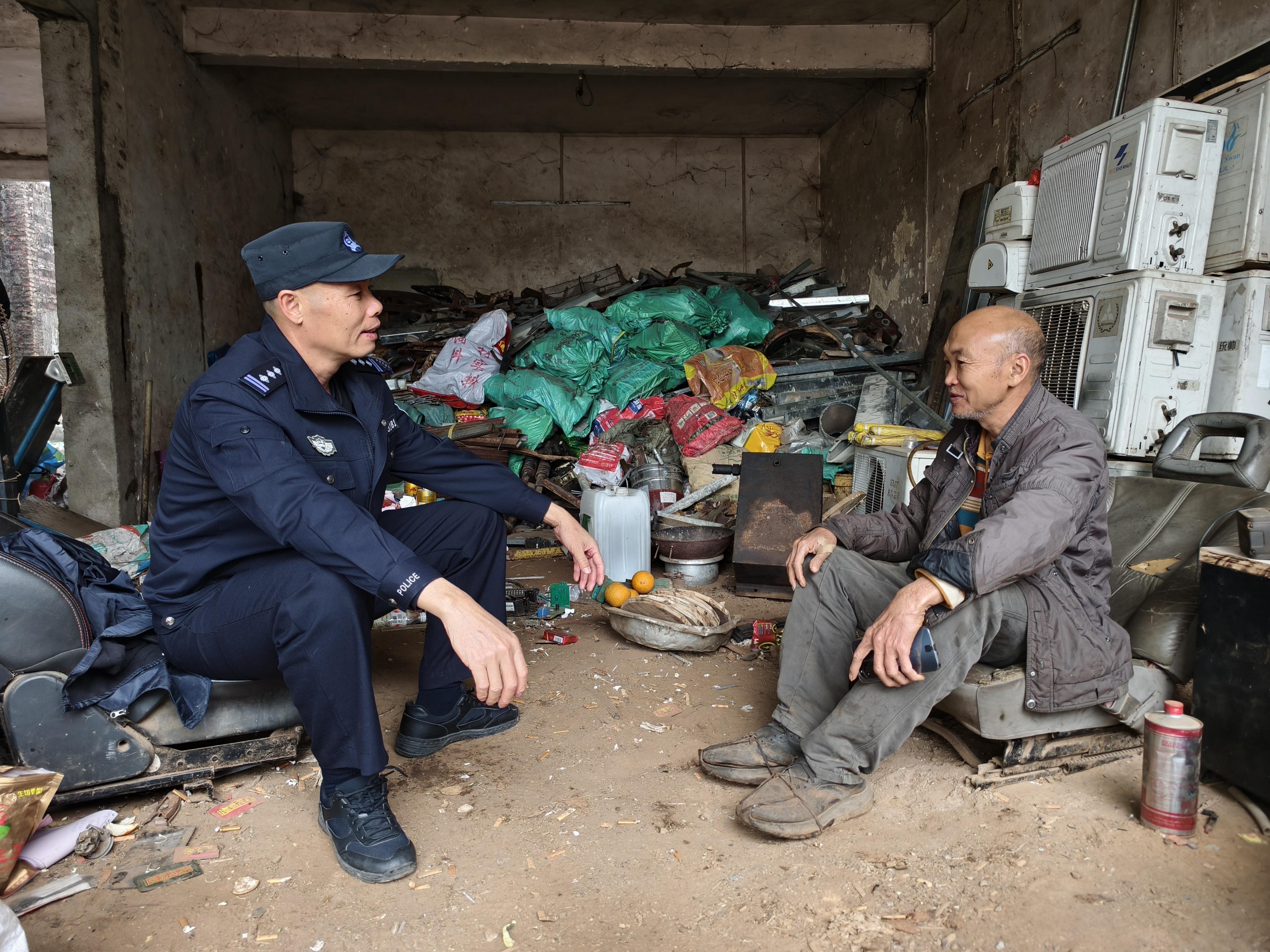 馬東海：三十余載從警路 春運(yùn)堅(jiān)守踐使命